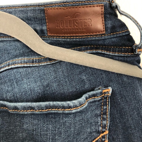 Dark Wash Ripped Hollister Jeans - Picture 4 of 5